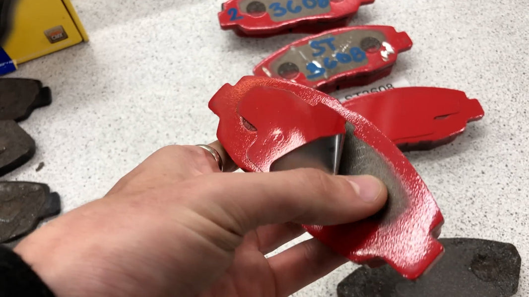 Galvanized vs. Painted Brake Pads: Which One Survives the Corrosion Test?